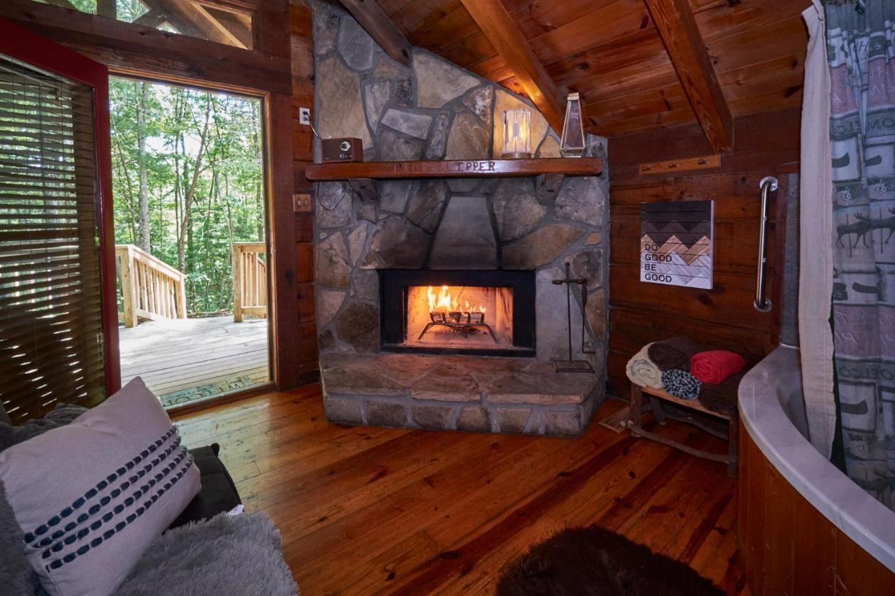 Gatlinburg Area Hottub Cabin - Ladyslipper Sevierville Exterior photo