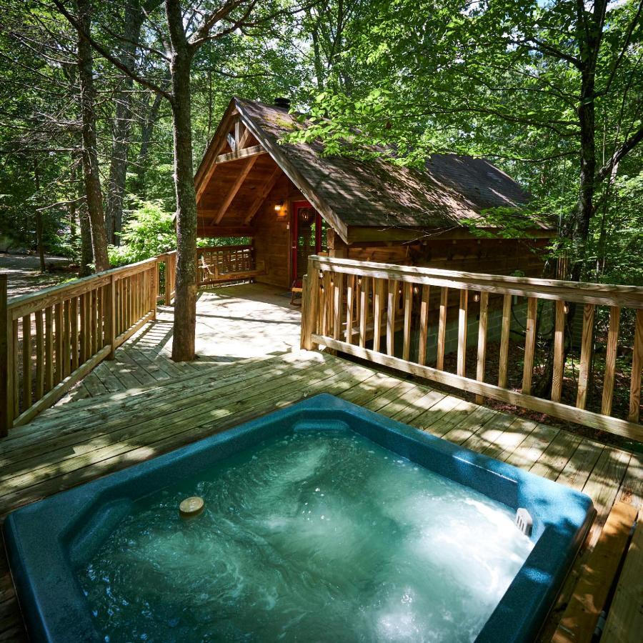 Gatlinburg Area Hottub Cabin - Ladyslipper Sevierville Exterior photo